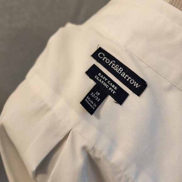 Croft and Barrow Dress Shirt - Picture 2 of 3